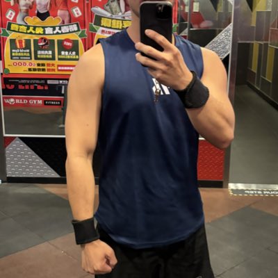 #NewProfilePic (新個人資料照片)