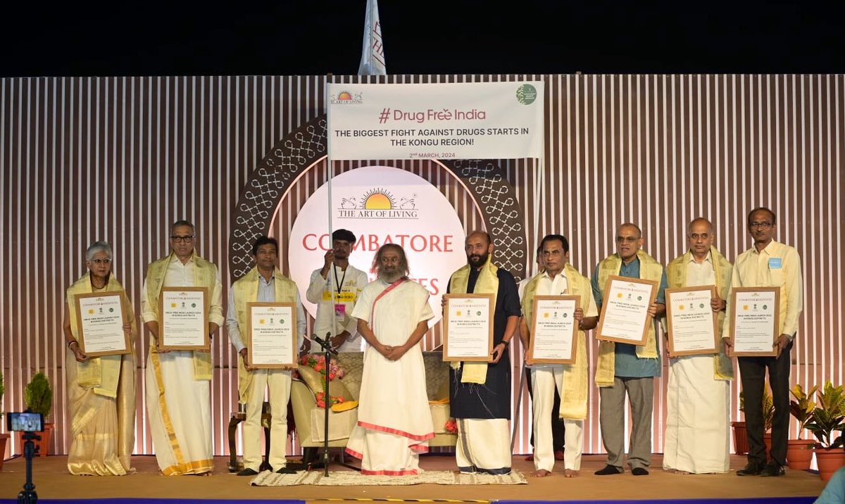 More than 100,000 people from all walks of life came together to meditate in Coimbatore, aiming to create a happier, healthier society. Students in large numbers pledged for a #DrugFreeIndia.