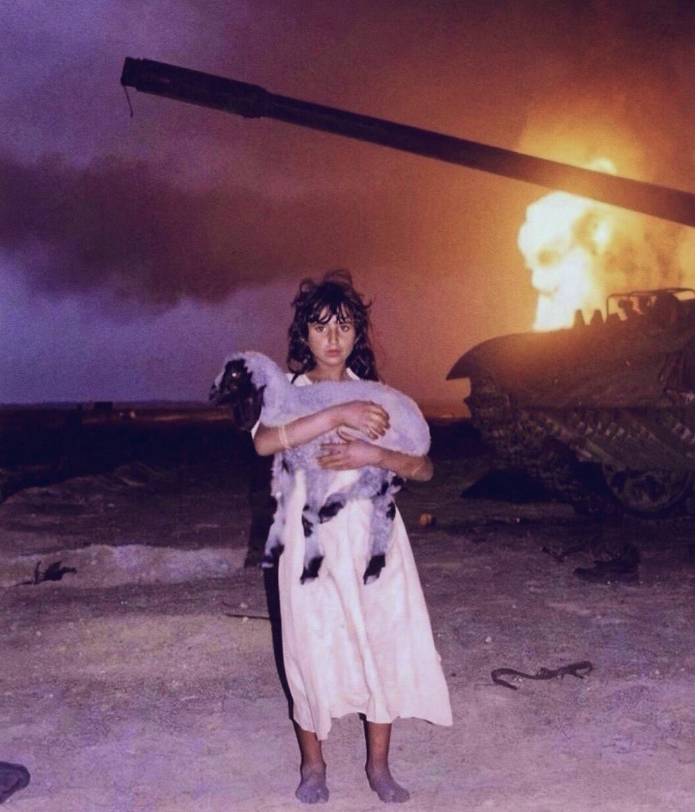 لا اعلم اين ذهبت هذه الطفله ولكن الاكيد بأنها كانت شاهده على بطش القوات العراقيه واثار حرق الابار واضحه