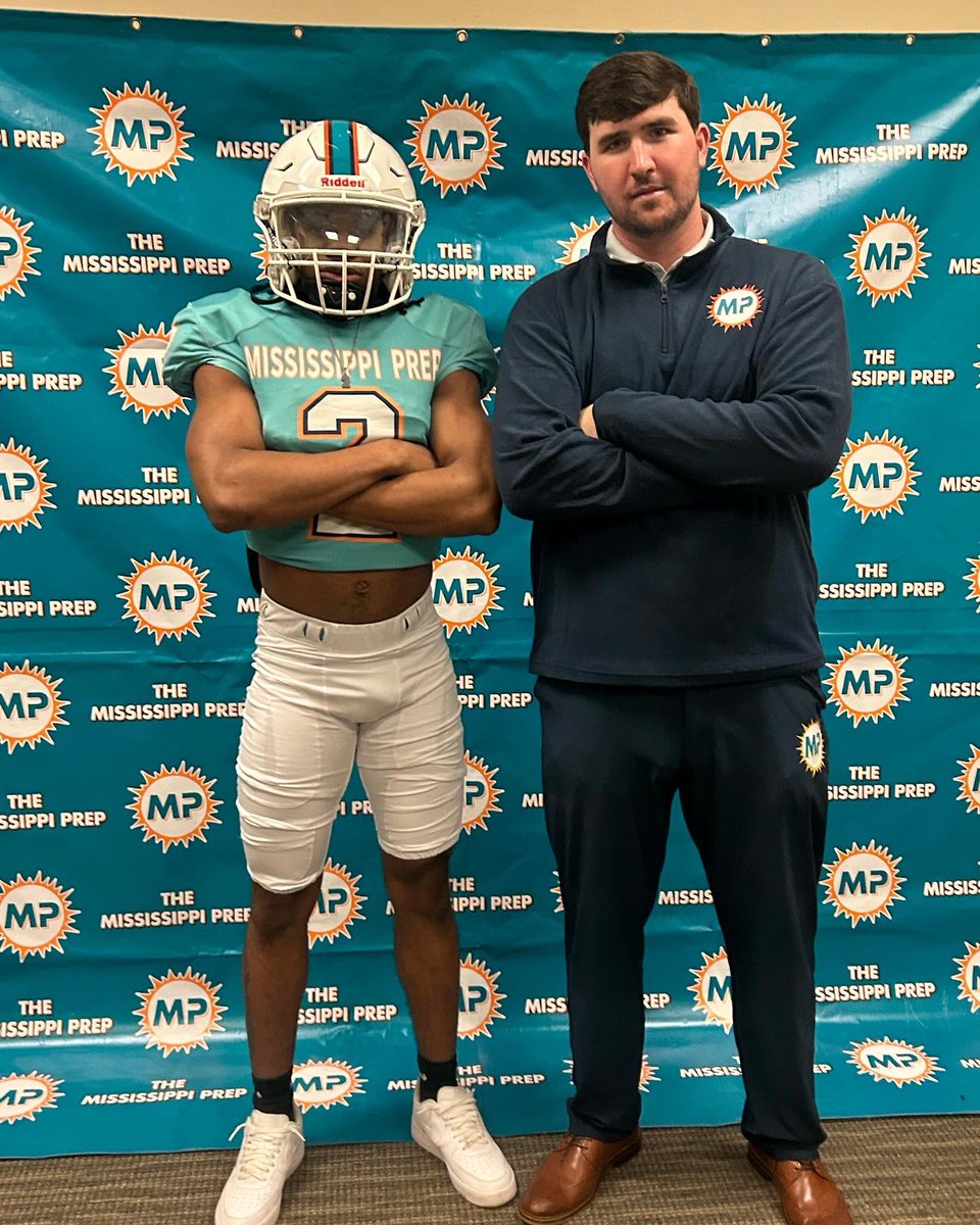 Cross_1k's tweet photo. Had a great visit @PrepMississippi @KardariusCross https://t.co/KbFFMWOI3d