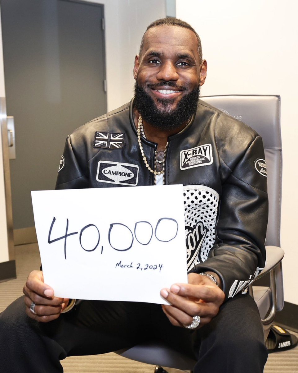 FIRST AND ONLY MEMBER OF THE 40K PT CLUB 👏 (via @NBA)