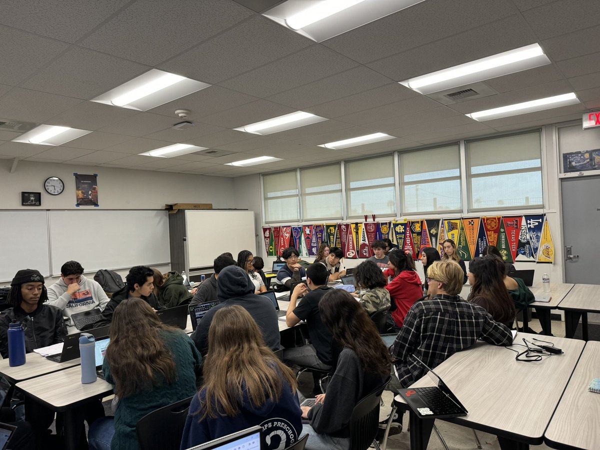 Delving into the depths of financial literacy with a Socratic Seminar in AVID 12 - empowering minds for a prosperous future💡💰Keep up the Great work Scorps!💪