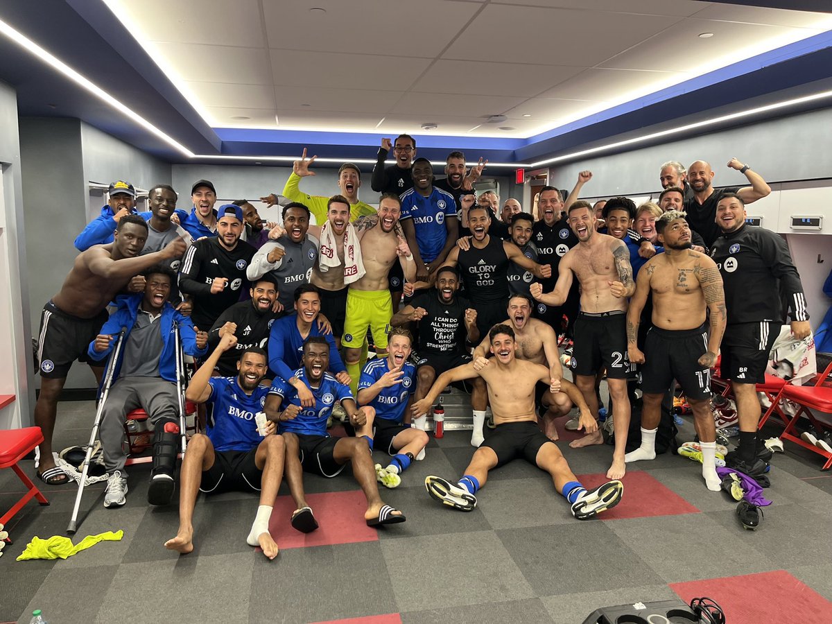 First win of the season! Great Team Effort!! We move💪🏼📈
