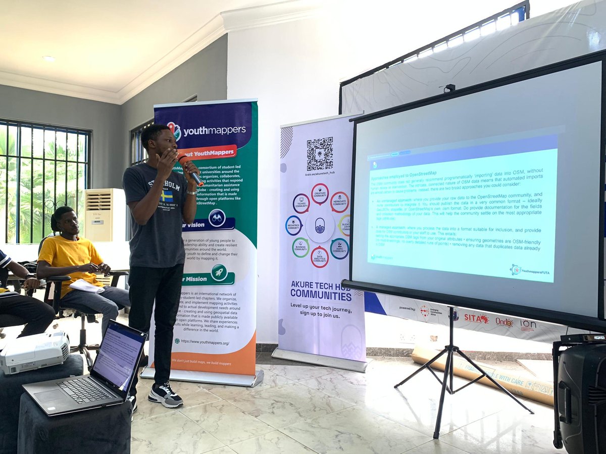YouthMapperFUTA's tweet image. A huge shout out to our amazing speakers 🥳 @vickystickz @ola_theCoder @merczcord @FemdamCladof... Sharing their insights and experience on the power of #OpenData in ensuring a sustainable urban development. And to our sponsor @youthmappers 🌍🎊