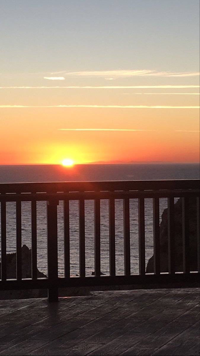 Todavía sigo soñando que viajamos al mar 🕯️🤍🫰🏻✨