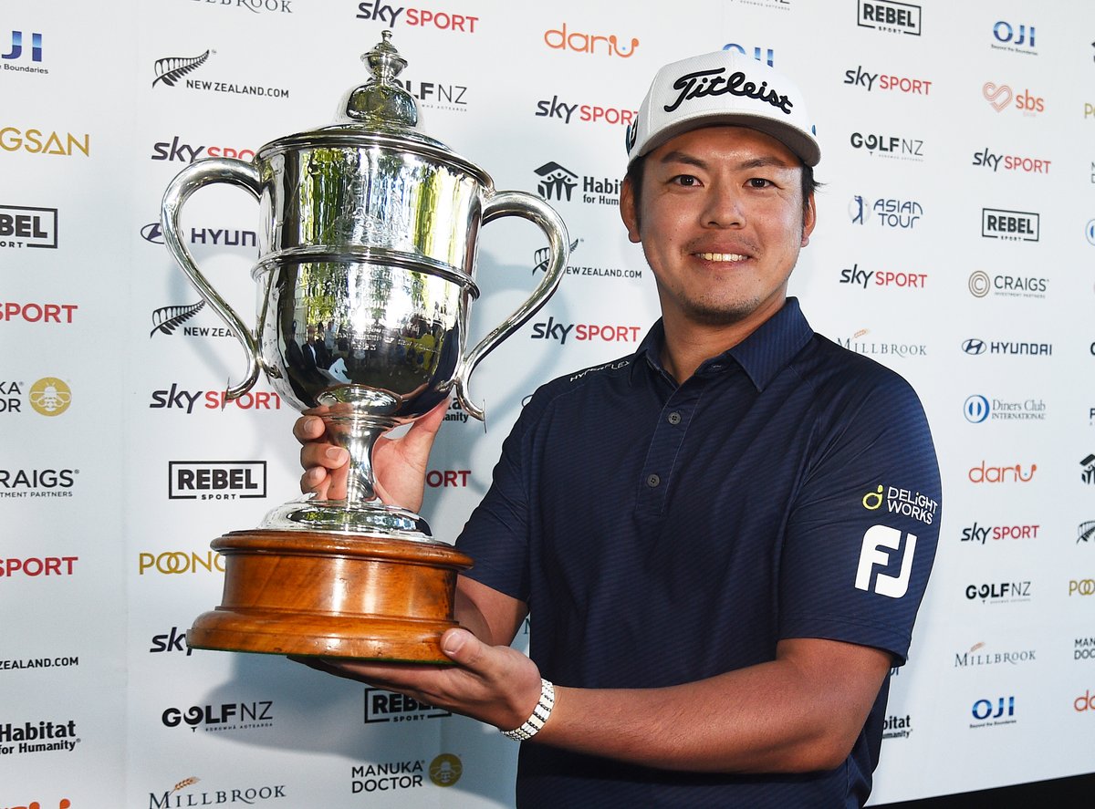 Takahiro Hataji becomes the first Japanese name to be etched on the Brodie Breeze Trophy 🏆🇯🇵

#NZOpen