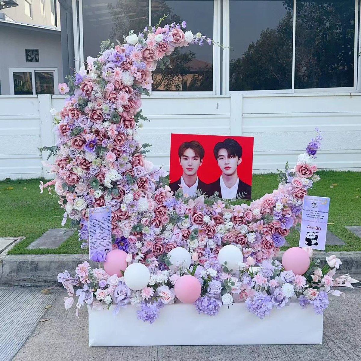 AC_Marun's tweet photo. Wishing MeenMeen the best on your day!🌙
Wishing you a fabulous birthday!
Hope MeenMeen happy everyday！❤️                            China Paradise of Meenping  
#meennicha8 #Formoon 
 #Area86                         
#MeenDay25th
@nichameen8  @Meennicha8_ofc 
@Charmingnicha https://t.co/pGnUdQkmU7