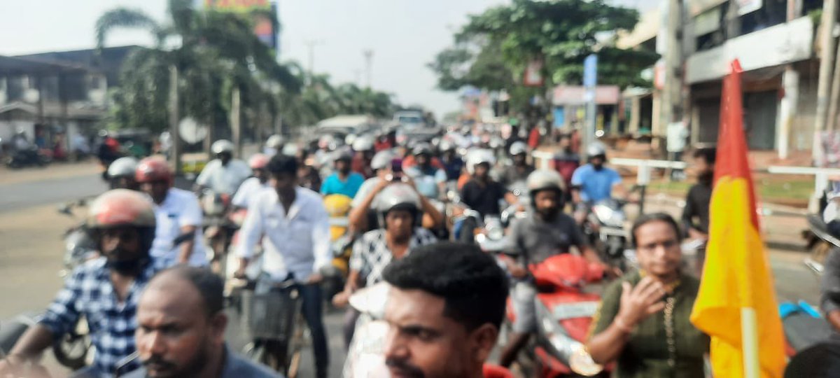 mathisutha's tweet image. சாந்தண்ணாவின் வீடு நோக்கிய பயணம் வவுனியா மக்களுடன் ஆரம்பித்தது