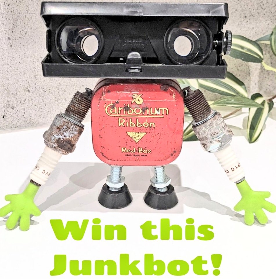 #COMPETITION TIME 🤖💙
#WIN this #Junkbot!
For a chance to win, simply;
1) FOLLOW <a href="/junk_bots/">Junkbots🤖</a>
2) RT this post (or the other 2)
#UKGiftAM #SundayMorning (UK) junkbotsrobots.etsy.com 
Ends 8pm Today! #ukgifthour