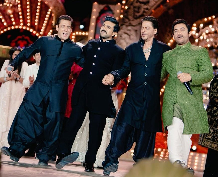 Now, this's a perfect picture 👍

#ShahRukhKhan | #SalmanKhan | #AamirKhan | #RamCharan | #NaatuNaatu | #AmbaniPreWedding