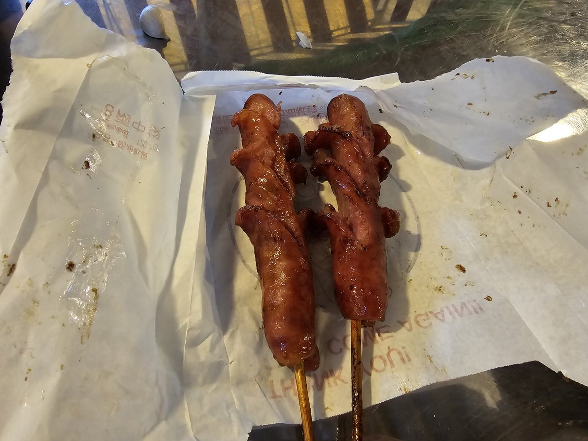 대만 가서 맛있었던 음식.

1. 동파육
2. 행복당 버블티
3. 스펀폭포에서 먹은 소세지