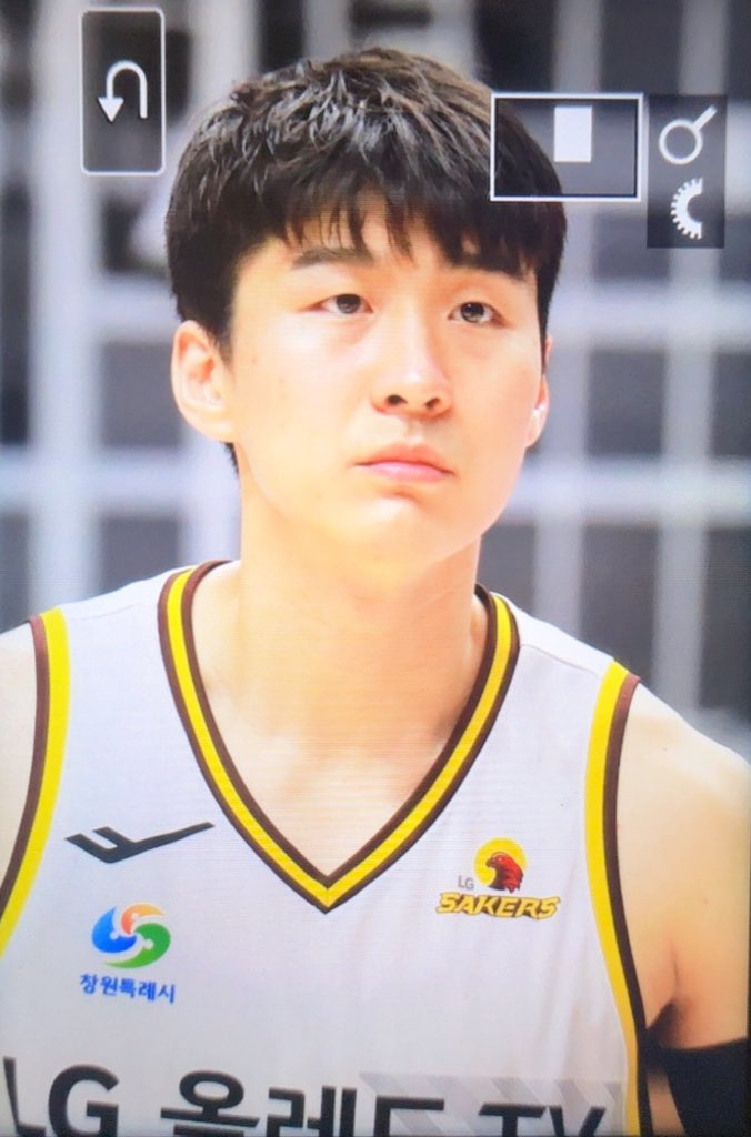 blacksesame_y's tweet photo. 240303 #양홍석 preview 
대기록의 사나이~~ 2000 리바운드 축하해❤️ https://t.co/XM1hHjBb1R