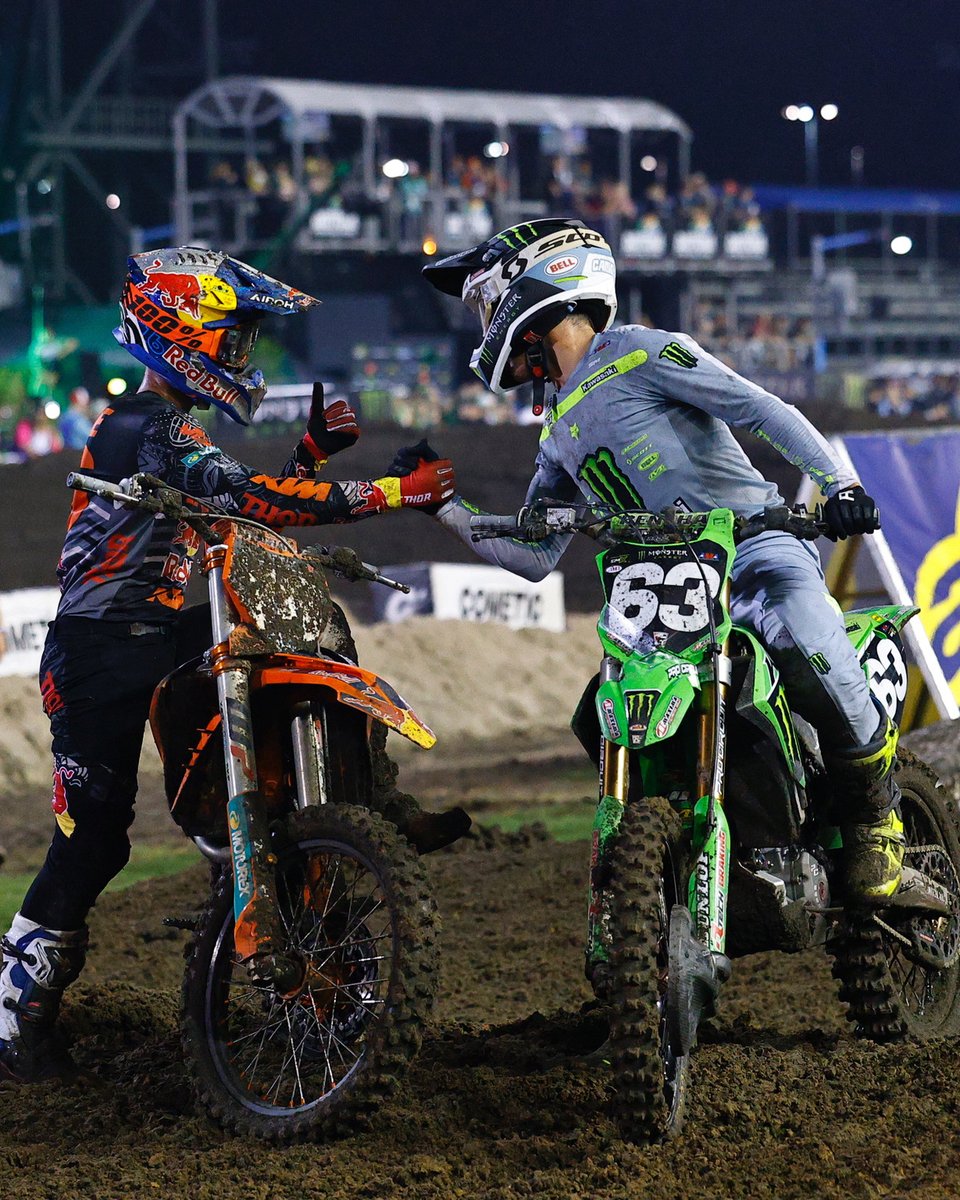 Vital MX post-race podcasts from Daytona ft. Chase Sexton, Justin Barcia, Adam Cianciarulo, Tom Vialle, Cameron McAdoo, Seth Hammaker and more! These interviews are presented by @DeCalWorks. vitalmx.com/features/vital…
