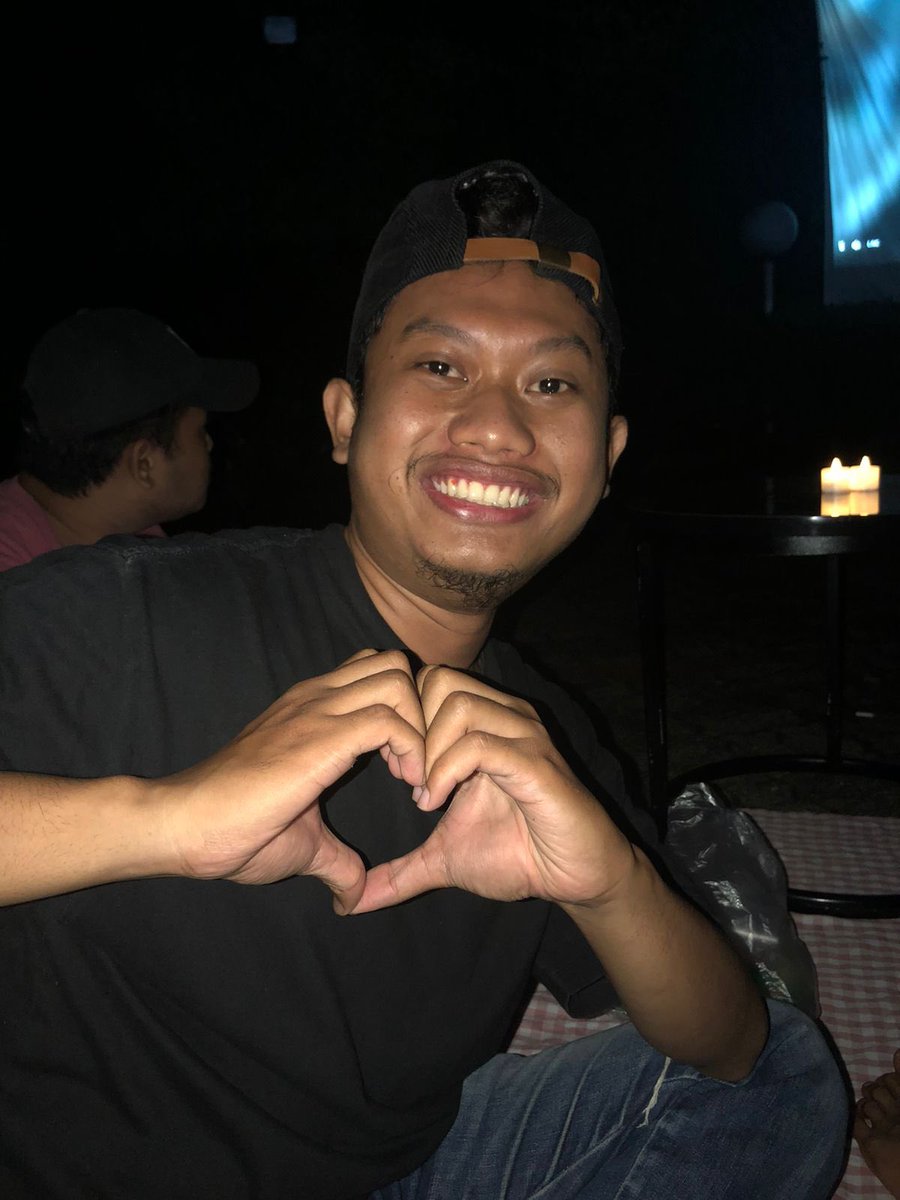 muchammad_ican's tweet photo. @ohmyjitos @totallynotbings ahahahha foto antum banyak digrup jadi ga cukup 1🫶 https://t.co/cpeY0W7GMW