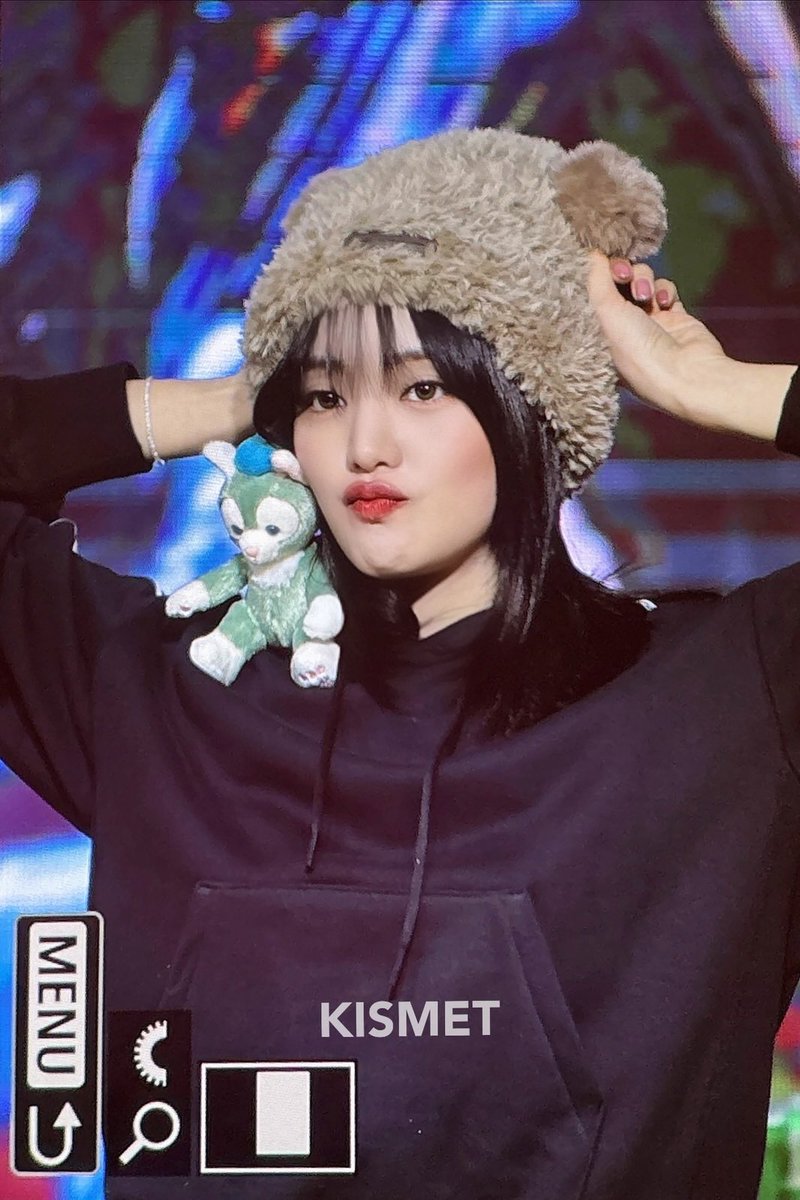 KISMET_MN's tweet photo. 240303 아기곰돌이🧸
#여자아이들 #아이들 #민니 #MINNIE #GIDLE https://t.co/9iLK3W9gTW