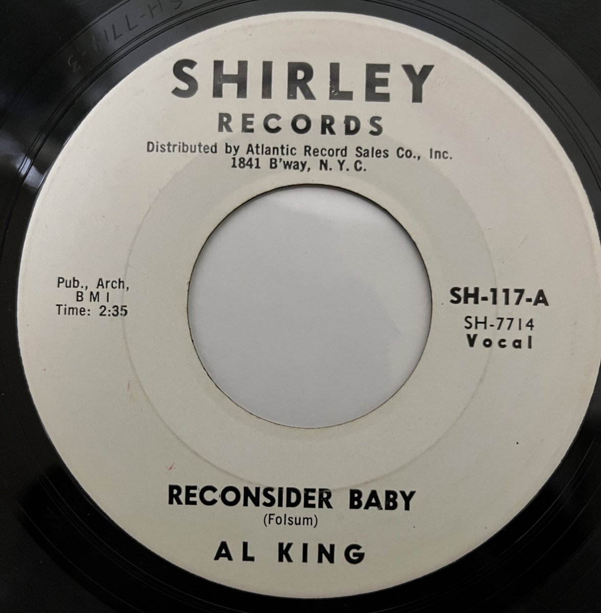 oya_guitar's tweet photo. 単純にカッコいいブルース!
#blues #alking https://t.co/0EWQz5ffNA
