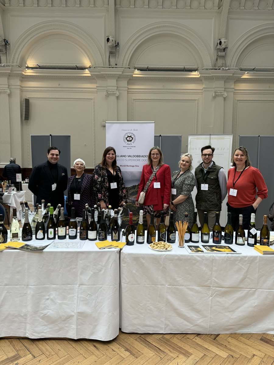 Great to be part of the Consorzio Conegliano valdobbiadene Prosecco superiore docg team with @SarahAbbottMW showcasing a wonderful collection of elevated sparkling wines in London