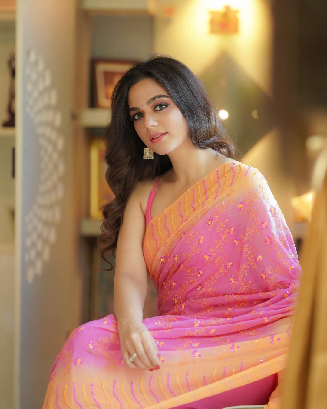 GHura1Mb0AAM6YQ?format=jpg&name=large