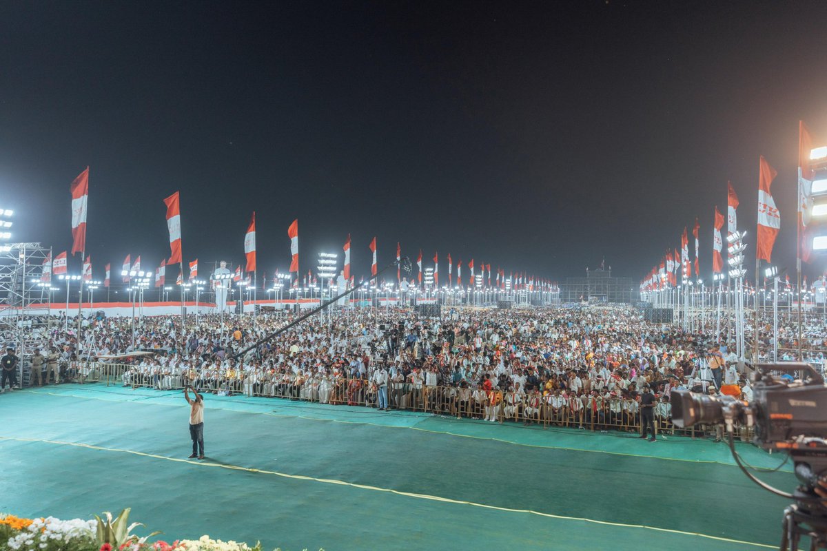 நேற்று திருச்சியில் நடைபெற்ற  இந்திய ஜனநாயகக் கட்சியின் ‘தேசம் காப்போம், தமிழை வளர்ப்போம்’ மாநில மாநாட்டில்.. 
#காமராஜர்_மக்கள்_கட்சி
@Paarivendharmp <a href="/annamalai_k/">K.Annamalai</a> 
#IJK #KMK #BJP #TMC