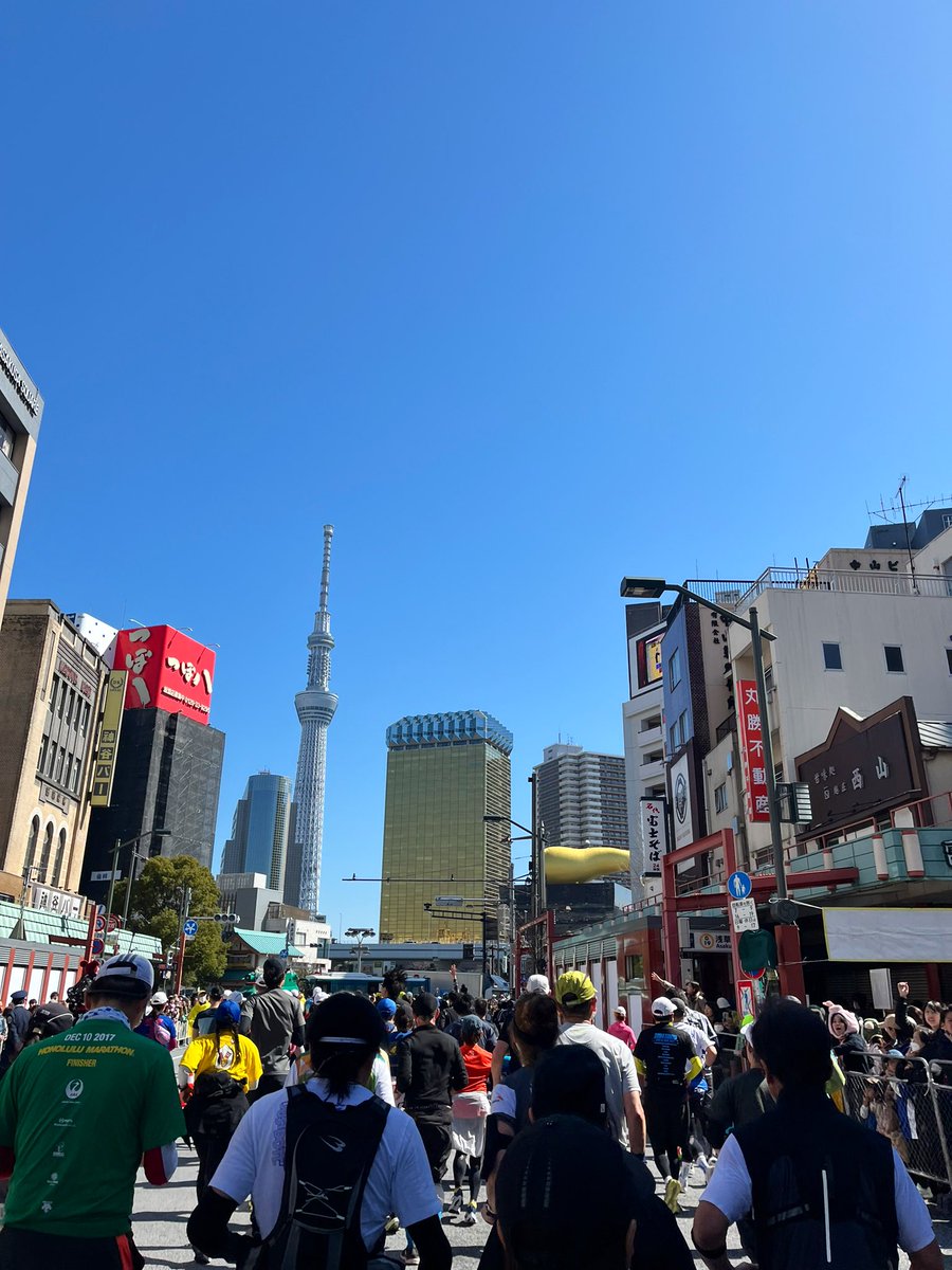 ROAD_ONOKA_'s tweet photo. 無事完走！！
ずっと応援してもらえていつも見てる東京の街貸切で最高だった！！
帰ってビール飲むぞ！！🍺
#東京マラソン https://t.co/PwfQ6Q8klt