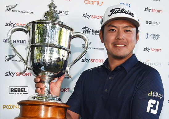 Congrats to Japan's 30 yo Takahiro Hataji, who won the 2024 New Zealand Open! It is the first time a Japanese player wins the #NZOpen and the first time Hataji-san wins a tournament anywhere. He should climb to a new career best world ranking, somewhere around top 350. #OWGR