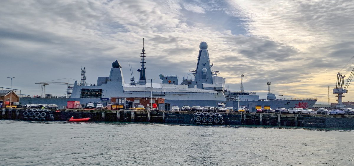 HMS Dragon seenbthus past week, refit progressing well @HMSDragon @NavyLookout @WarshipCam @WarshipsIFR @warshipworld