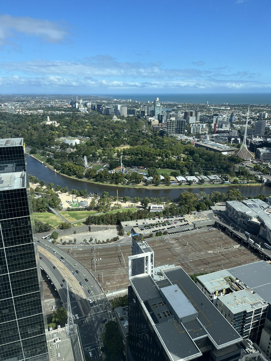 Steph Lysaght tweet media