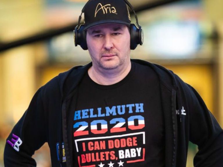 HellmuthFanbase's tweet image. 🚀 "Phil Hellmuth's victories stem not only from skill but also from his love and respect for the game. How does he use this passion to inspire other players? #PokerPassion #PhilHellmuth"