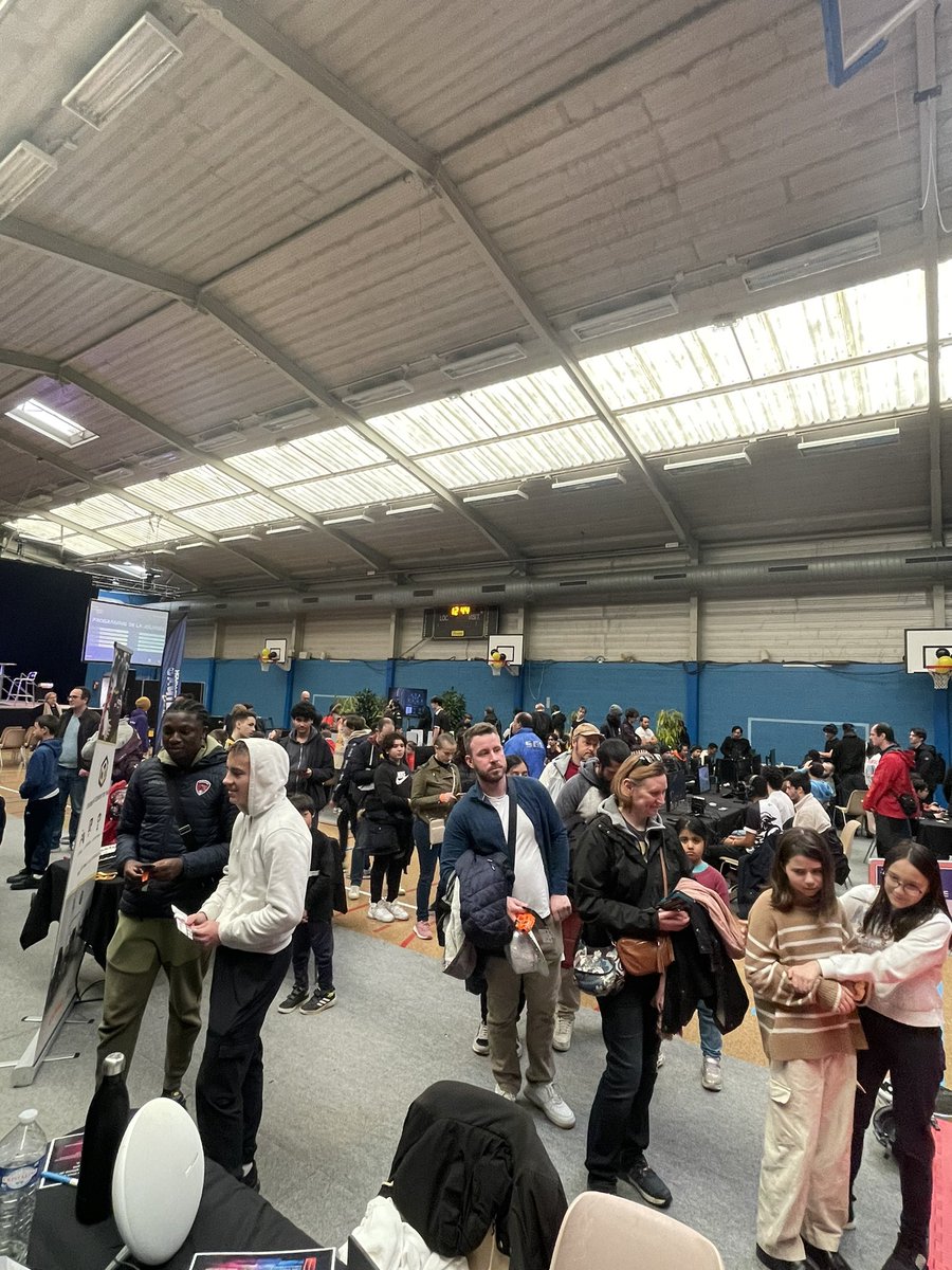 lmlevents49's tweet photo. Nous sommes présent au #HGD24 aujourd’hui, n’hésitez pas à nous retrouver sur notre stand pour une découverte de la réalité virtuelle et du jeu Beat saber 🎮 https://t.co/09s2oxcrAt
