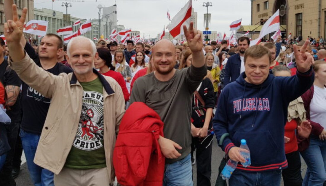 1/5 March 3 marks one year since the unjust sentencing of @viasna96 members Ales #Bialiatski, Valiantsin #Stefanovic, and Uladzimir #Labkovich in Belarus. @OBS_defenders & over 30 organisations demand their immediate release ✊