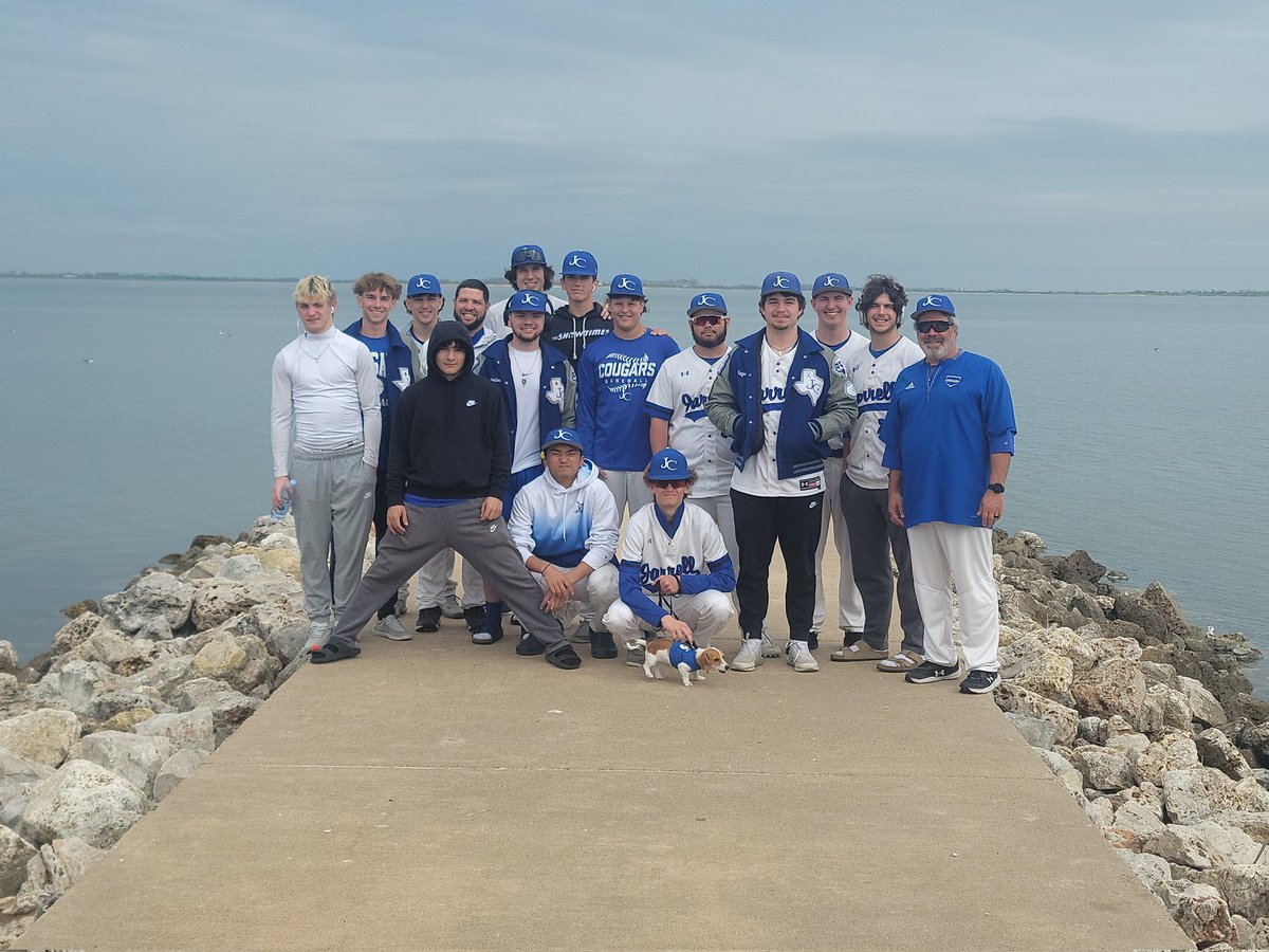 DeanFitzner's tweet image. Cougars go 4-0 in the Palacios Tournament.  Great wins and great fun.  Ready for district on Tuesday.