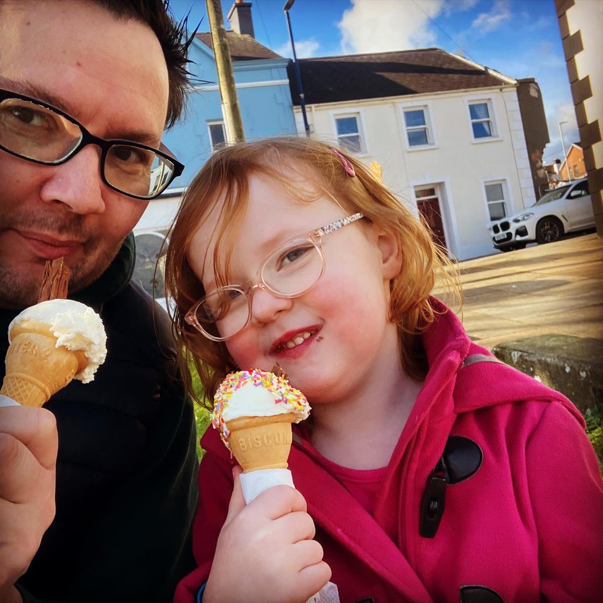 After a busy week, nothing better than some uncle time, in the spring sunshine, playing on the swings, feeding the ducks, and eating ice-cream ❤️ #uncle #niece #uncleniecetime #ballycastle #beach #icecream