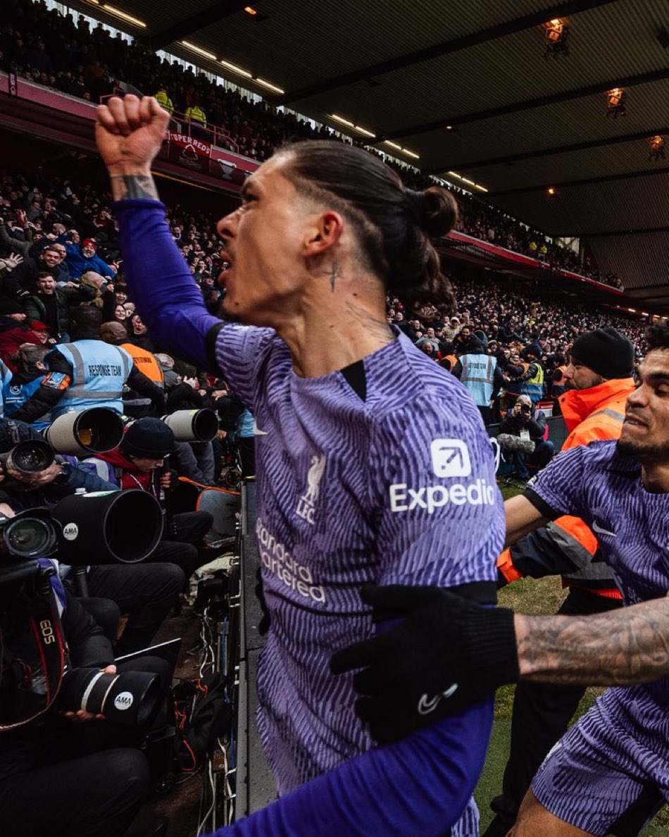 LFCUSA's tweet photo. Top of the morning 😄 https://t.co/Du9Go6tKCn