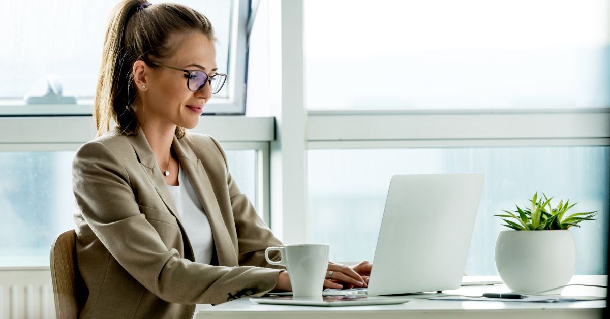 hirevouch's tweet image. As a #NETDeveloper, you will be responsible for designing, developing, testing, and deploying #NET applications on #AWS infrastructure. buff.ly/3IbaUOR #developer #womenintech #TechTO #hireVouch