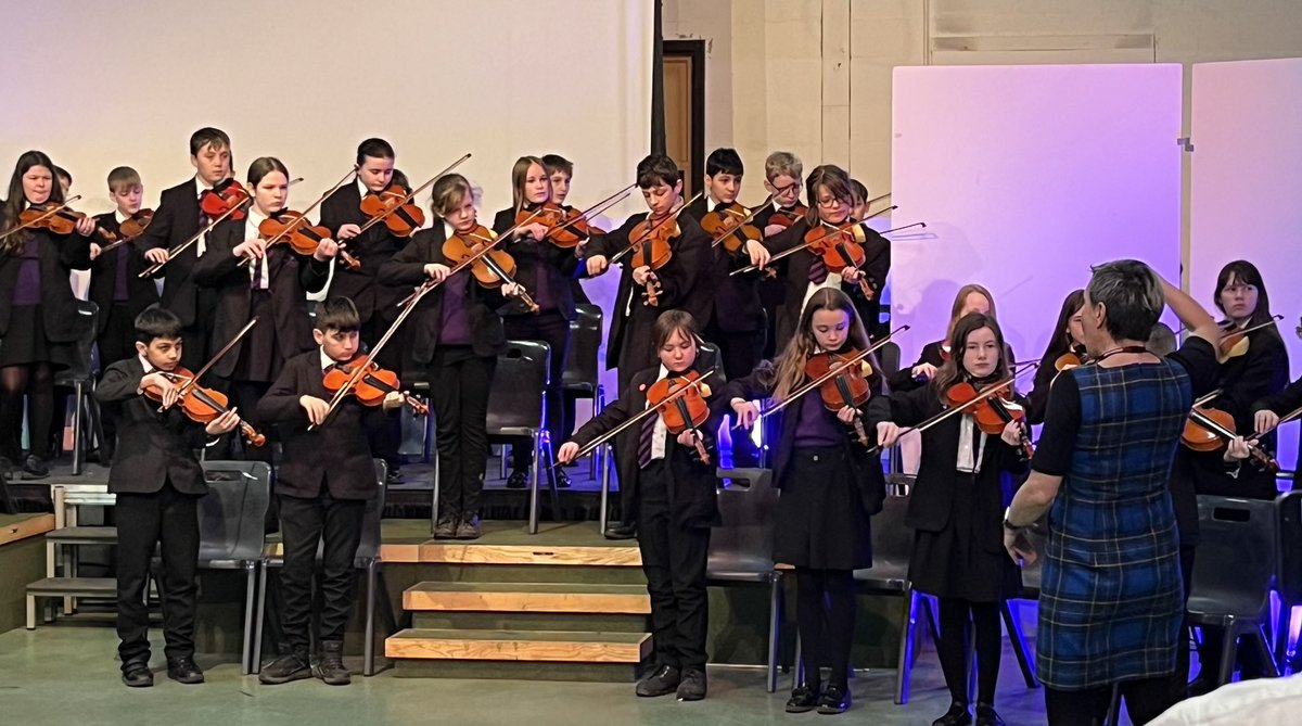 We were delighted to host a music concert organised by Gloucestershire Music. We were also lucky enough to welcome virtuoso Michael Bochmann to the school. 
Students from Forest View and St. Whites also  joined us in presenting a variety of musical performances.
Wonderful 👏🏻🎻🎶
