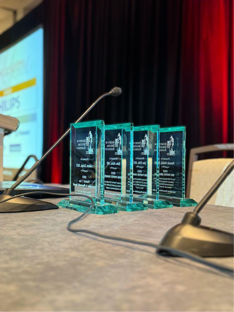 Eric M. Goodman, MD (@ericgoodmanmd) on Twitter photo Congratulations to <a href="/PJCWMD/">Pam Walsh, MD</a> for your amazing research award at #SSR2024 <a href="/NorthwellRad/">Northwell Imaging</a> <a href="/NorthwellHealth/">Northwell Health</a> Congratulations to <a href="/PJCWMD/">Pam Walsh, MD</a> for your amazing research award at #SSR2024 <a href="/NorthwellRad/">Northwell Imaging</a> <a href="/NorthwellHealth/">Northwell Health</a>