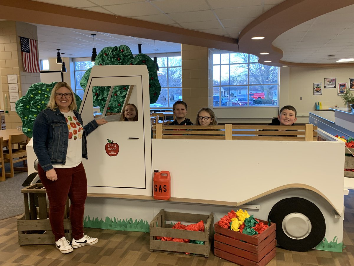 Love this Enemies in the Orchard-inspired truck at Hamilton Middle School! The entire school is doing a read aloud of my book in March. So fun to visit & share the background of the story that took place just miles from their school. #schoollibraries #readaloud @Zonderkidz