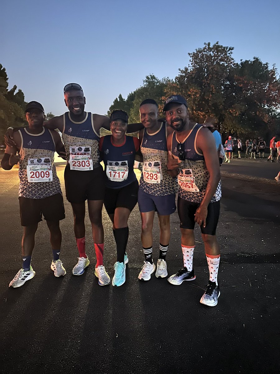Team work did the most today 🏃‍♂️🏃‍♂️

#BudgetInsurancexRunningWithSoleAC #RunningWithSoleAC #RunningWithTumiSole
