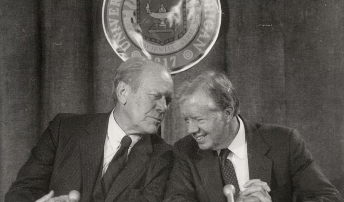 🚨 POLL TIME 🚨

If you are a Liberal:
- Who is a Conservative President you respect?

If you are a Conservative:
- Who is a Liberal President you respect?

Be nice to each other in the comments please!
I try* and run a “family-friendly operation” here 😃

…and GO! 

#POTUS 🇺🇸