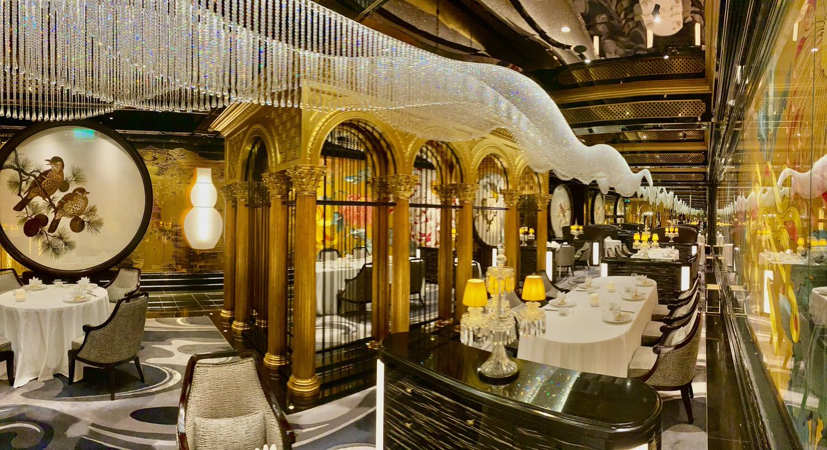 AomenTV's tweet photo. Step inside Palace Garden at Grand Lisboa Palace. It’s not only the interior design by Hong Kong designer Alan Chan that wows but also the Cantonese cuisine. 

#Macao #Macau #gastronomy #design #restaurants https://t.co/1jfl7xyAc8