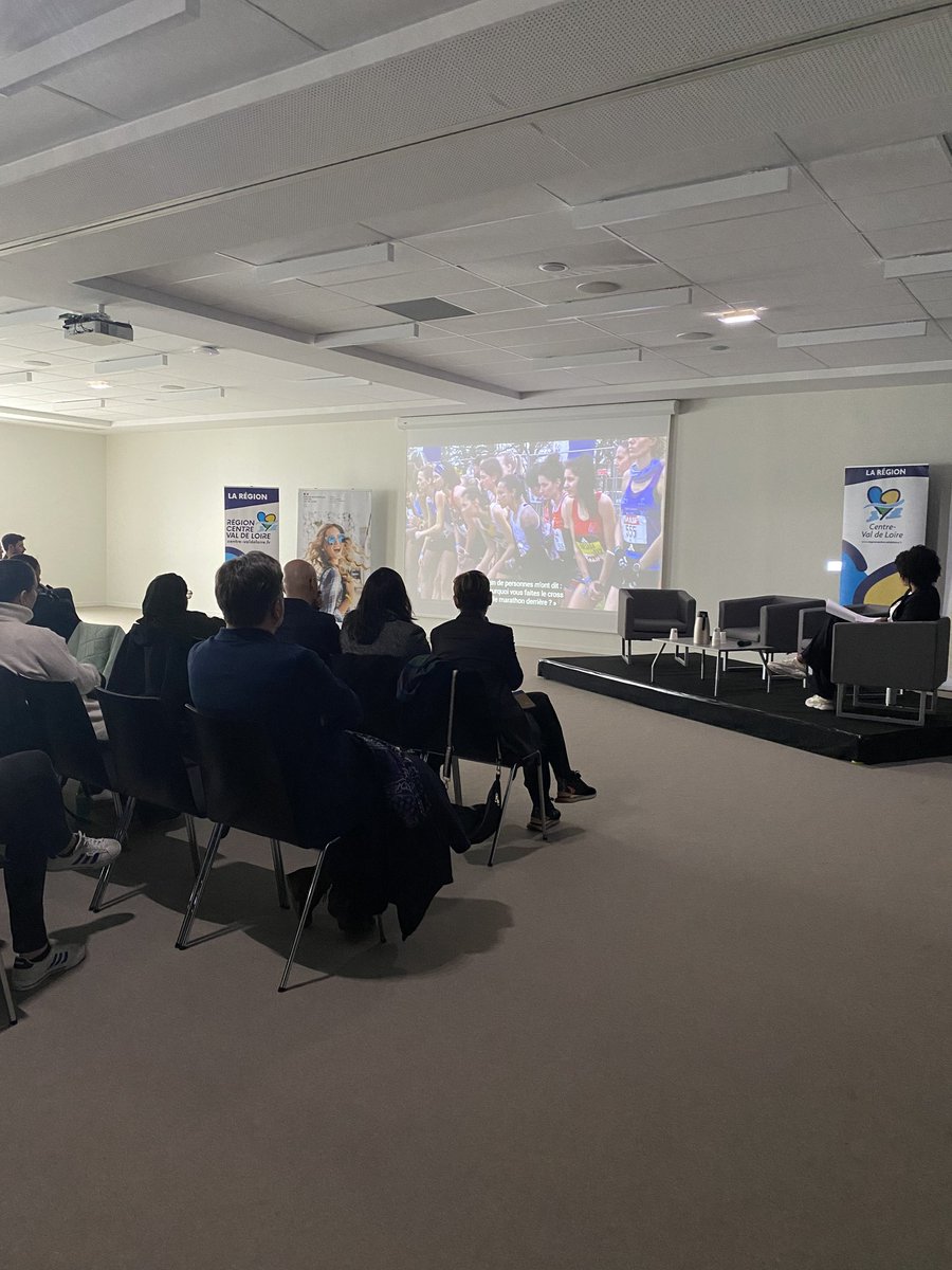 ✅️La DRAJES organise cet après-midi une conférence "Le sport un vecteur d'émancipation et de résilience pour le public féminin" animée par <a href="/ameliegoudjo/">Amélie Goudjo ✨</a> 

↪️ Des femmes éloignées de la pratique viennent échanger avec des sportives aux parcours inspirants