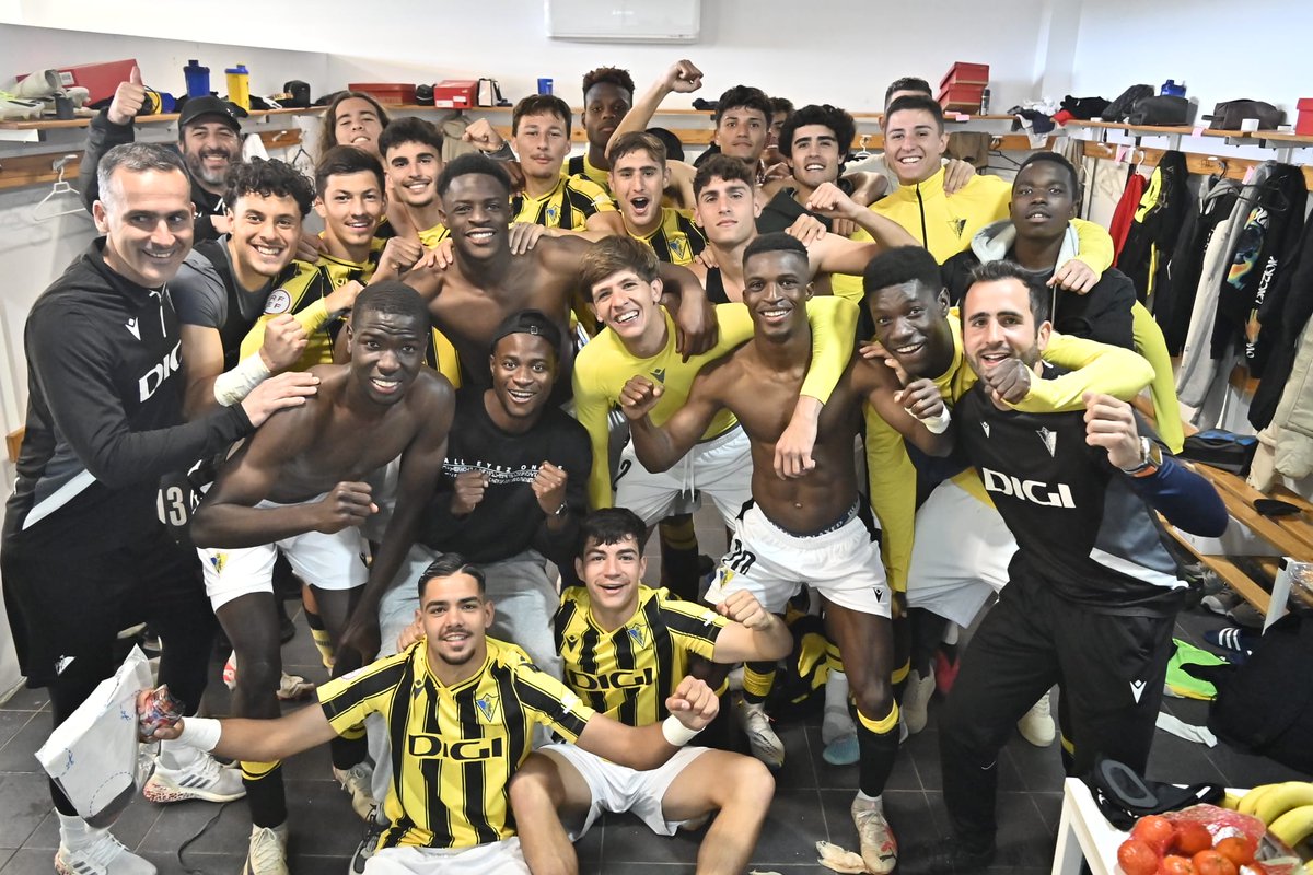 💛 ¡LA FOTO!

#MirandillaRacingCartagenaMarMenor