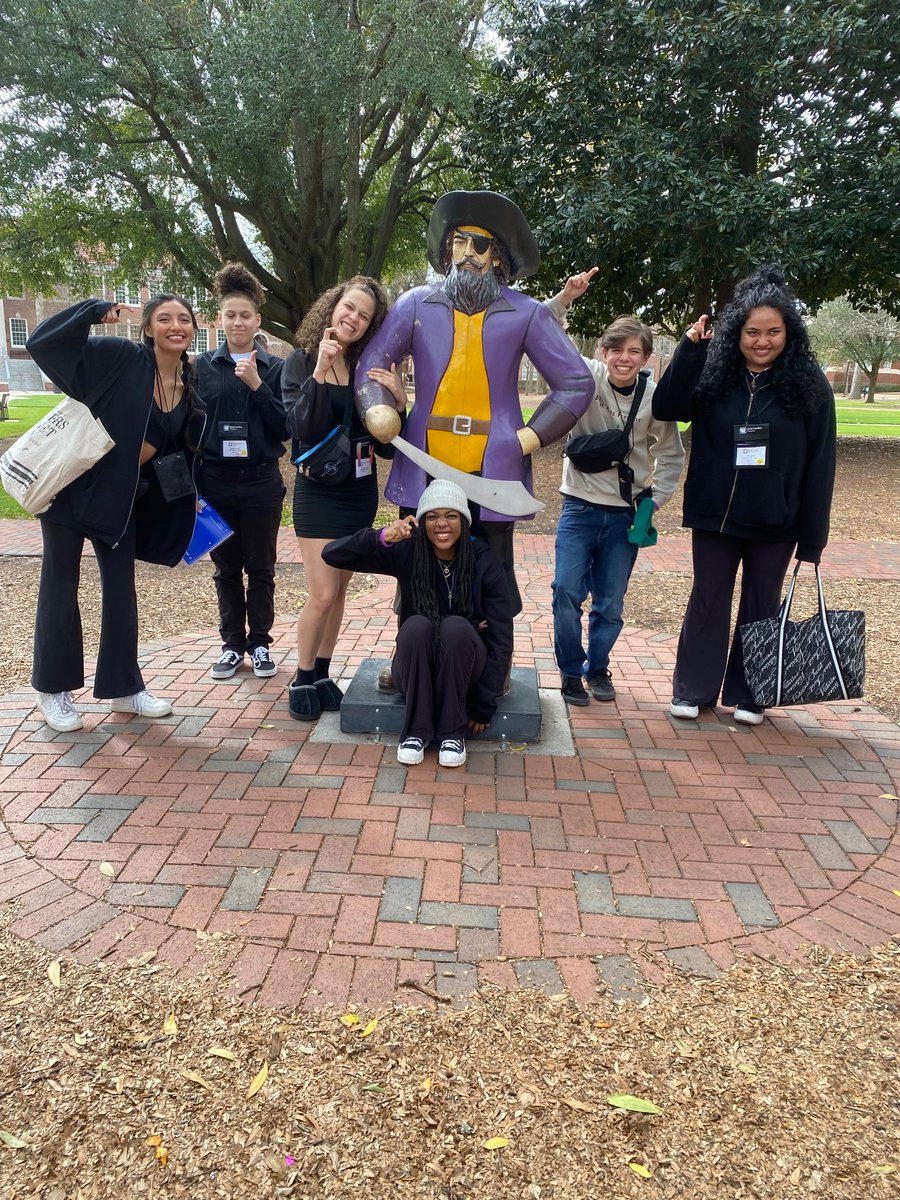 Glenn Theater Arts students represented Bobcat Nation at the state Thespian Conference at ECU this weekend: Jazz (Jasmine) Hodges, Adyson Jessup, Alyssa Jessup, Lucia Liborio, Bri Mata, Aniyah Mayes 🎭🧡💙🐾