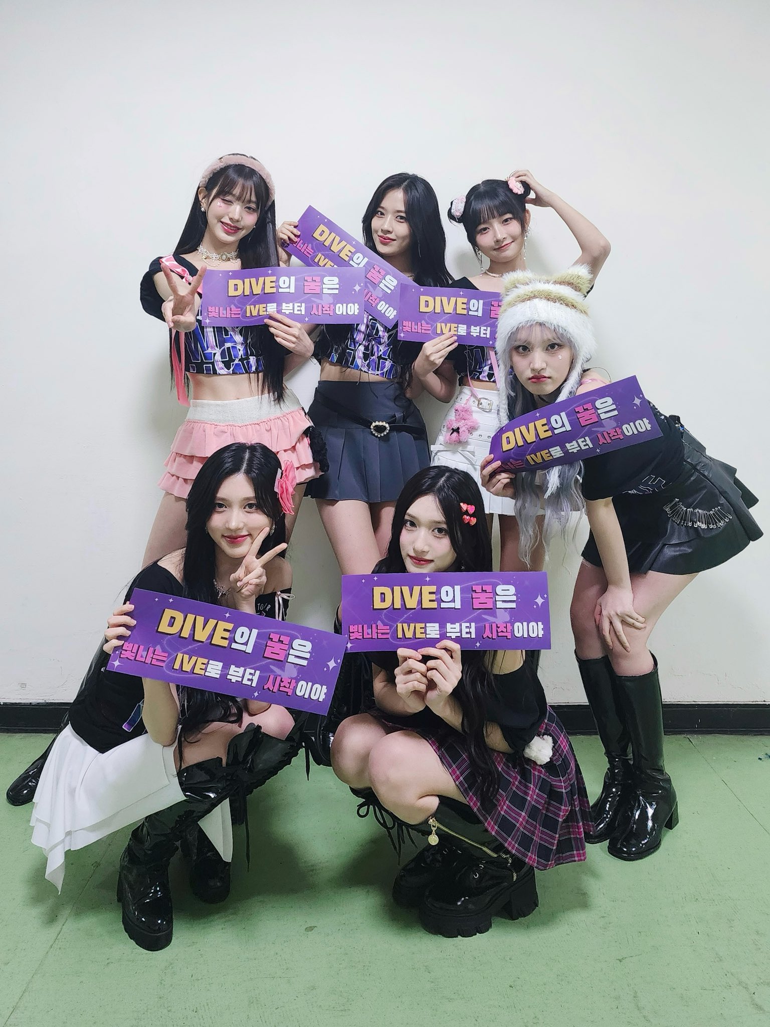 GHv82mRa4AAWajB?format=jpg&name=large