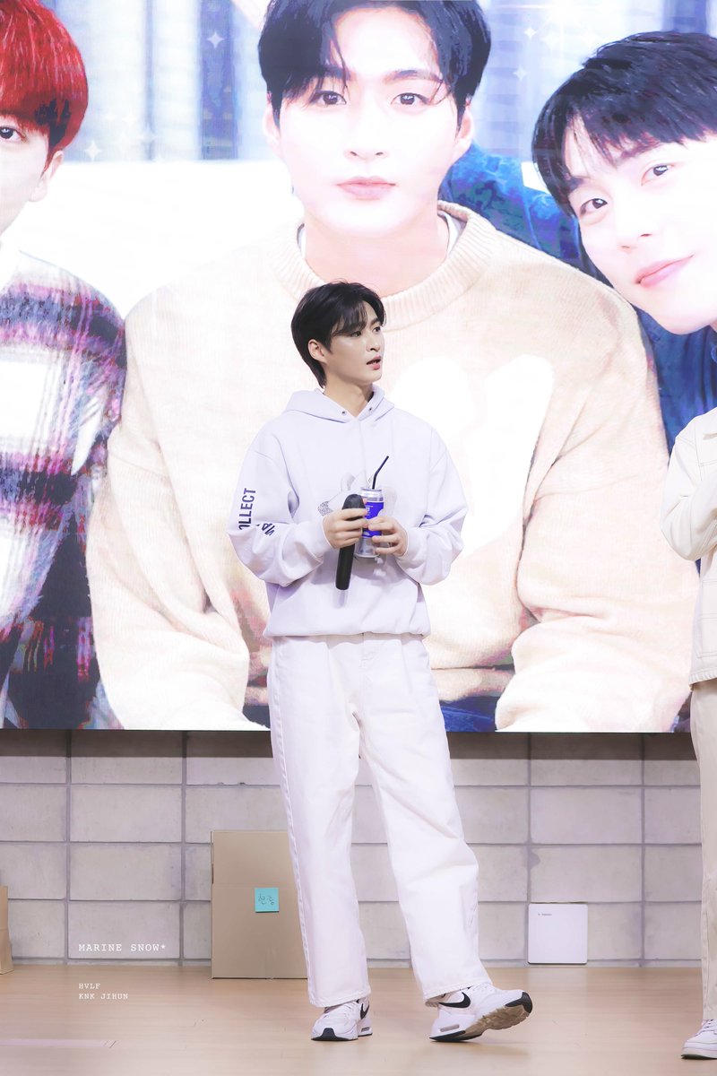 앞으로 더 많은 시간을 함께 보낼 거라고 믿어🫧
막둥이 잘부탁해 😆😉🫶🏻

<a href="/KNKOfficial220/">크나큰(KNK)</a>
#HAPPY_KNK_DAY
#KNK_8th_Anniversary
#크나큰 #KNK #HYUNJONG
#김현종 #현종 #현종짱짱