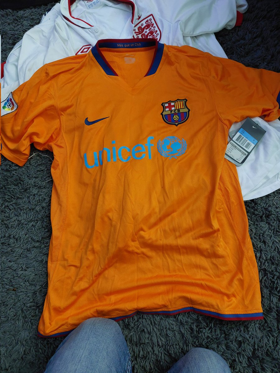 KPDEC88's tweet photo. @ellis_platten Interested in buying this @ellis_platten? https://t.co/8gEfbWvJw0