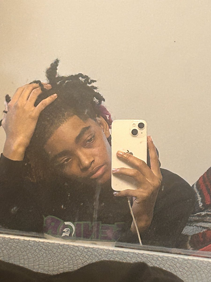 404kaay's tweet photo. love my hair😩 https://t.co/9BzX8OTt3z