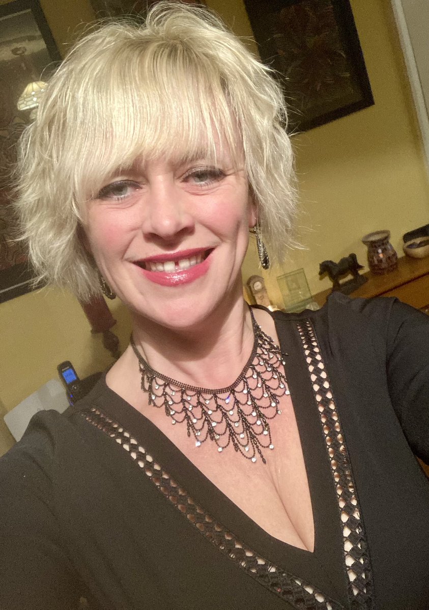 Dr Rowan Mackenzie (@rm_mackenzie) on Twitter photo First of several leaving celebrations before I move to Warwickshire, I am blessed with the most wonderful friends 🥰 First of several leaving celebrations before I move to Warwickshire, I am blessed with the most wonderful friends 🥰