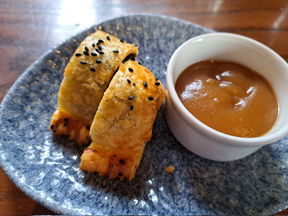 If you have any of the nibbles <a href="/HighdownHotel1/">Highdown Hotel</a> #Worthing beware,  this sausage roll will set you back £6.95....total rip off.