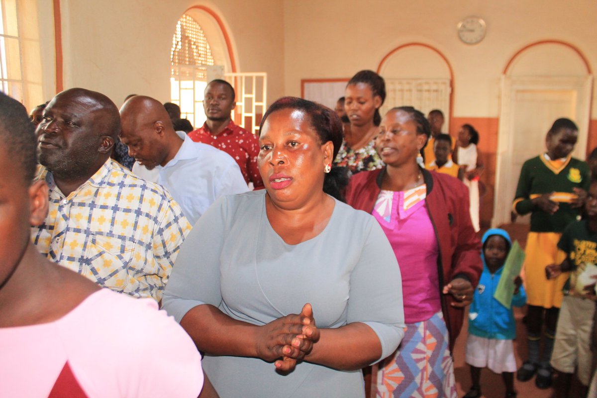 All Saints Church Manyangwa (@ascmanyangwa) on Twitter photo Catchesist Robert Mabazira from Kayanya preached from the book of Ezra under the Theme: walking in enemies with Jesus Christ
Ezra 8: 21-23 we see that Ezra resorted to fasting to pull God's presence
<a href="/ChurchofUganda_/">Church of Uganda</a>
<a href="/DailyMonitor/">Daily Monitor</a>
<a href="/newvisionwire/">The New Vision</a> Catchesist Robert Mabazira from Kayanya preached from the book of Ezra under the Theme: walking in enemies with Jesus Christ
Ezra 8: 21-23 we see that Ezra resorted to fasting to pull God's presence
<a href="/ChurchofUganda_/">Church of Uganda</a>
<a href="/DailyMonitor/">Daily Monitor</a>
<a href="/newvisionwire/">The New Vision</a>